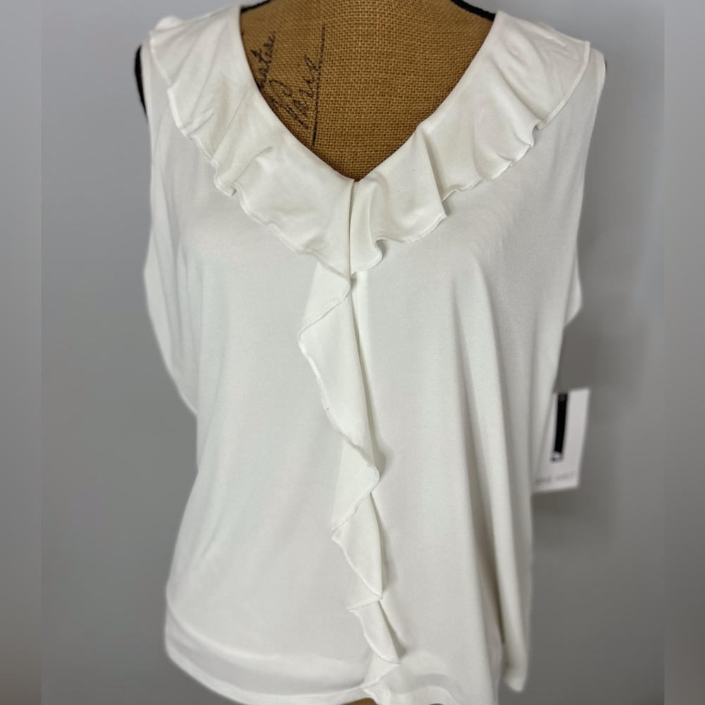 Nine West romantic sleeveless ivory ruffle blouse NWT.